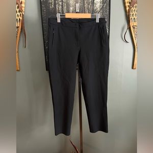 Lululemon on the move pant